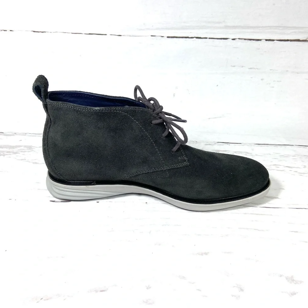 Cole Haan Grand Evolution Mens Chukka Boots Size 10M Gray ‎ Suede Lace Up